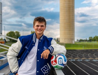 Aug.-23-2026-Senior-Soccer-Shoot-89.jpg_compressed